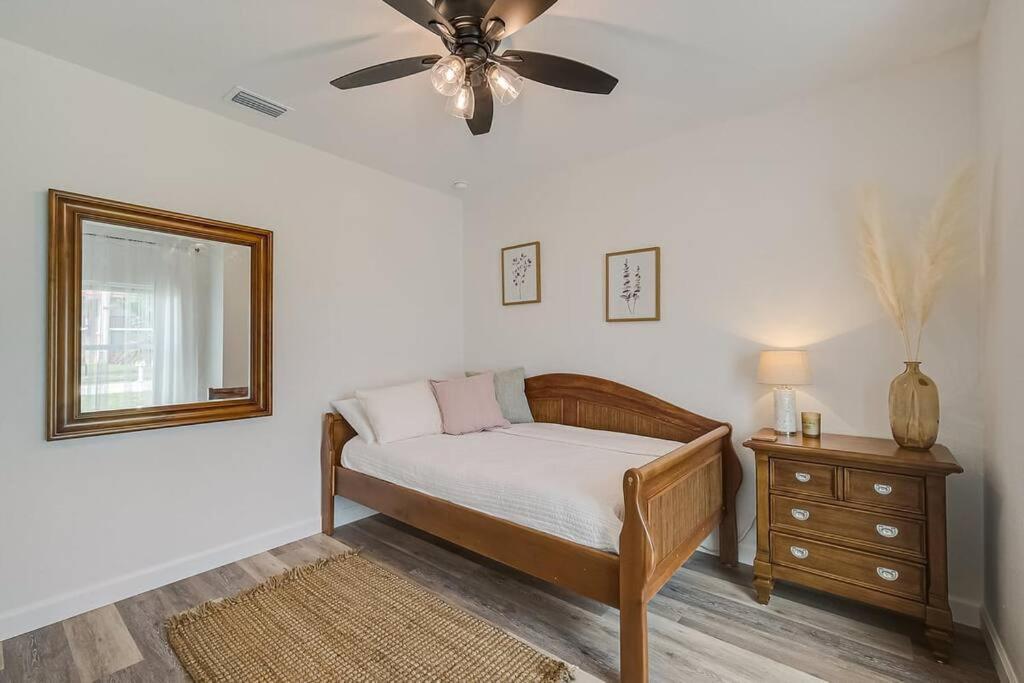 Villa Sunny Coastal,3 Bd, 2 Ba, King Master Suite, Close To Ocean, Golfing , Fishing *